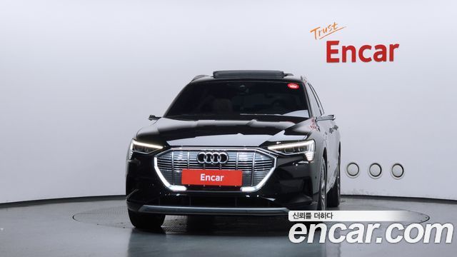 Audi e-tron 55 Quattro 2023 — фото 3