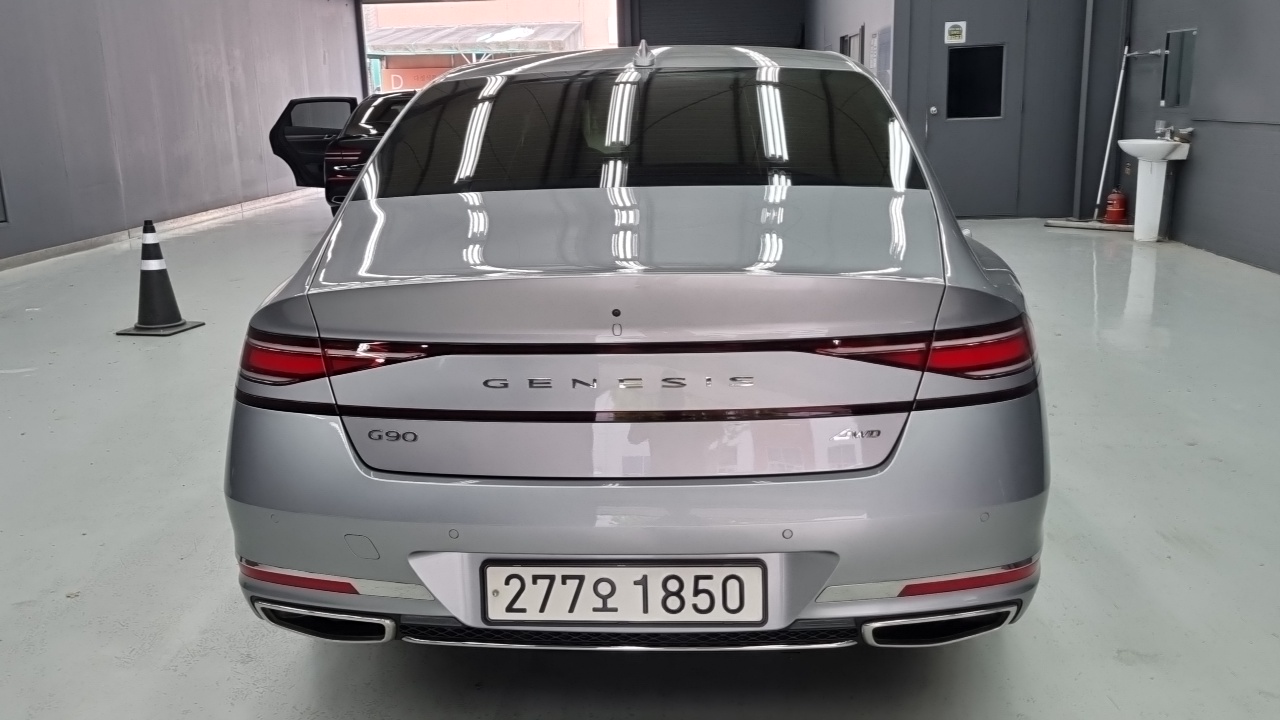 Genesis G90 (RS4) Gasoline 3.5 Turbo AWD 2023 — фото 4