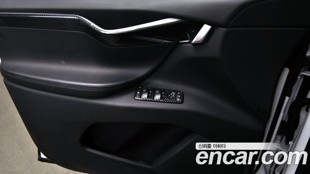 Tesla Model X Long Range 2020 — фото 24