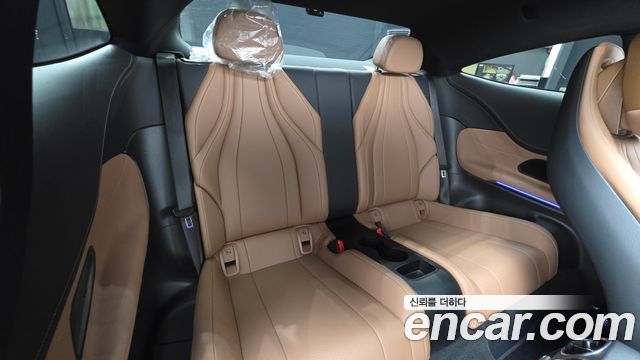 Mercedes-Benz CLE-Class (C236) CLE200 Coupe 2024 — фото 12