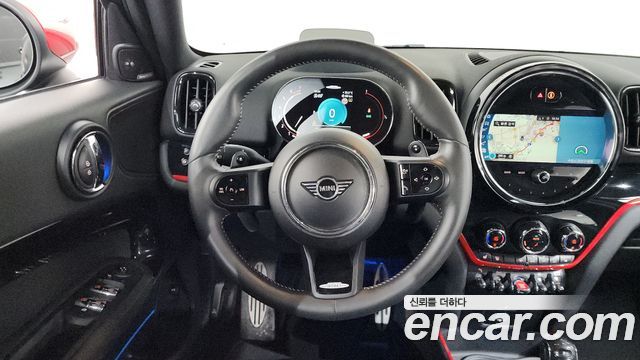 MINI Cooper S Countryman JCW 2nd 2022 — фото 13