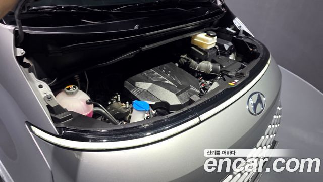Hyundai Staria L3.5 Tourer 9-Seater Modern 2024 — фото 6