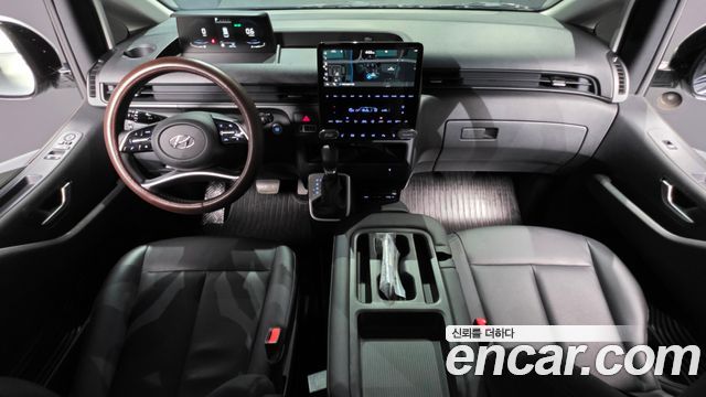 Hyundai Staria L3.5 Tourer 9-Seater Modern 2024 — фото 7