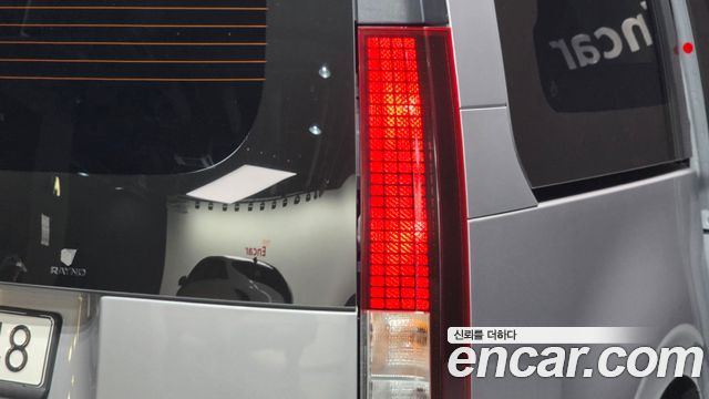 Hyundai Staria L3.5 Tourer 9-Seater Modern 2024 — фото 23