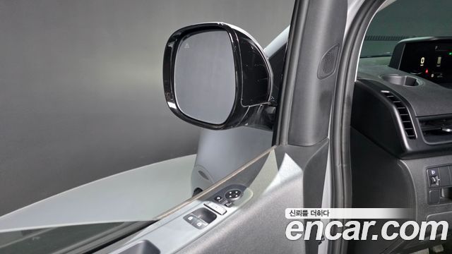 Hyundai Staria L3.5 Tourer 9-Seater Modern 2024 — фото 30