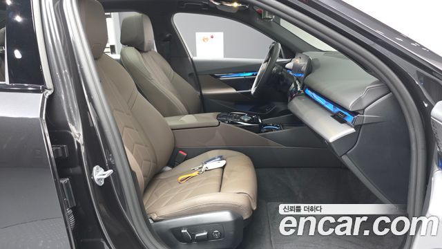 BMW 5 Series (G60) 520i M Sport 2025 — фото 11