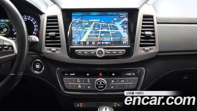 KG Mobility (SsangYong) Rexton Sports Diesel 2.2 4WD Prestige 2019 — фото 14