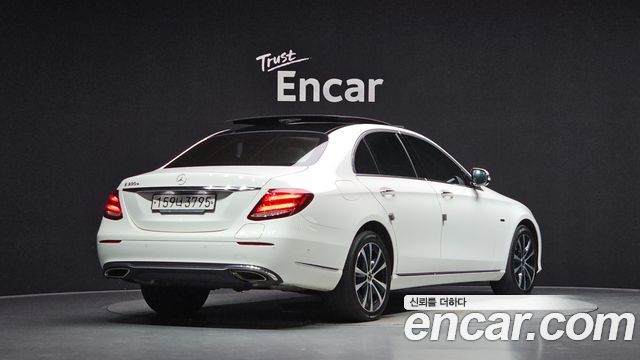 Mercedes-Benz E-Class (W213) E300e Exclusive 2019 — фото 2