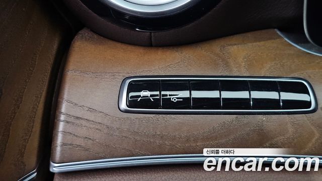 Mercedes-Benz E-Class (W213) E300e Exclusive 2019 — фото 27
