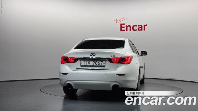 Infiniti Q50 2.2d Premium 2015 — фото 4