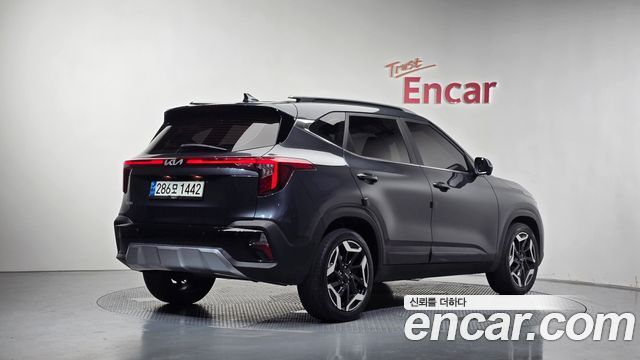 Kia Seltos Gasoline 2.0 2WD Signature 2023 — фото 2