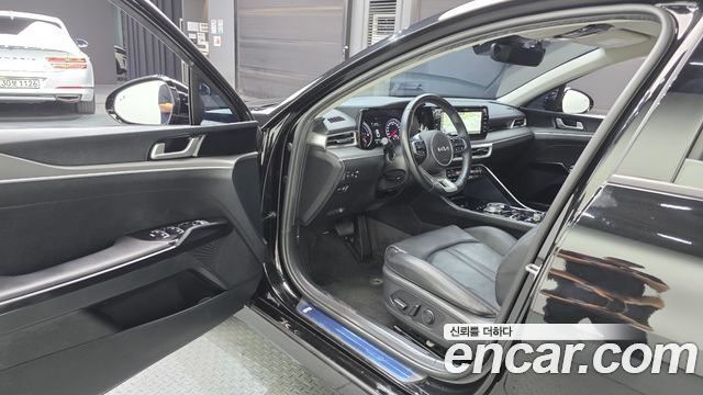 Kia K5 Hybrid (III) Prestige 2023 — фото 10