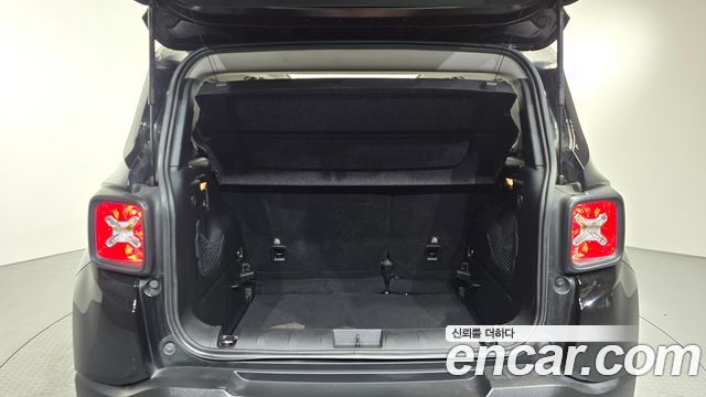 Jeep Renegade 2.0 Diesel Longitude AWD 2016 — фото 20