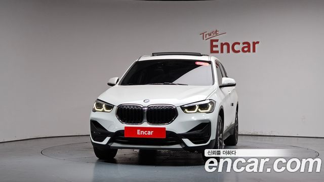 BMW X1 (F48) xDrive 20i Advantage 2020 — фото 3