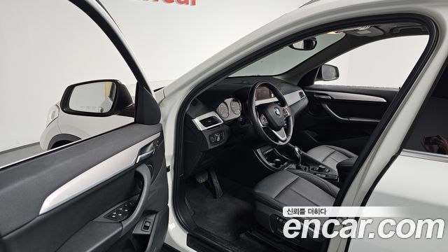 BMW X1 (F48) xDrive 20i Advantage 2020 — фото 10