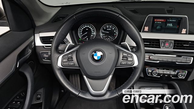 BMW X1 (F48) xDrive 20i Advantage 2020 — фото 13