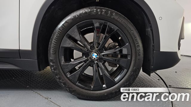 BMW X1 (F48) xDrive 20i Advantage 2020 — фото 21