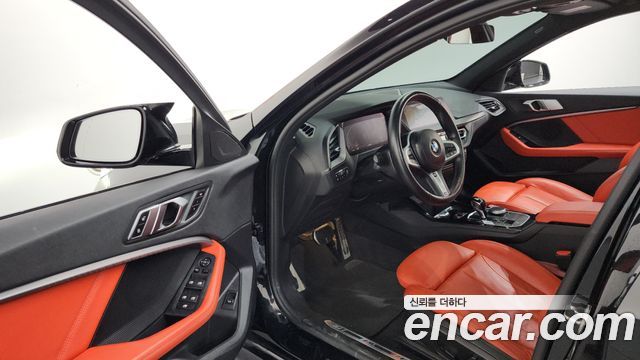 BMW 1 Series (F40) 120i M Sports 2022 — фото 10