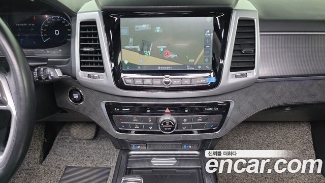 KG Mobility (SsangYong) Rexton Diesel 2.2 4WD The Black 2023 — фото 15