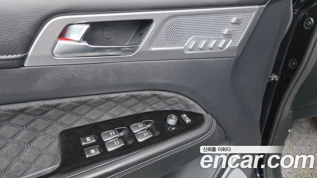 KG Mobility (SsangYong) Rexton Diesel 2.2 4WD The Black 2023 — фото 31