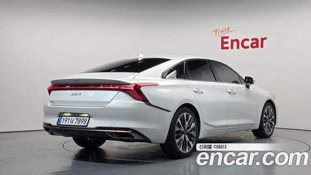 Kia K8 2.5 Gasoline 2WD Signature 2023 — фото 2