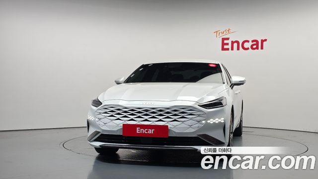 Kia K8 2.5 Gasoline 2WD Signature 2023 — фото 3