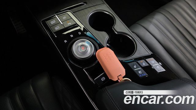 Kia K8 2.5 Gasoline 2WD Signature 2023 — фото 9