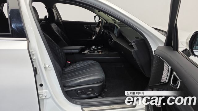 Kia K8 2.5 Gasoline 2WD Signature 2023 — фото 11