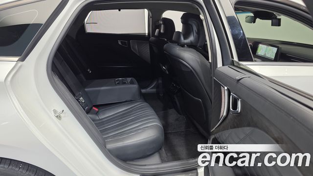 Kia K8 2.5 Gasoline 2WD Signature 2023 — фото 12