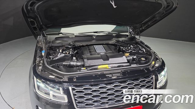 Land Rover Range Rover (IV) 5.0 SC AB 2020 — фото 6