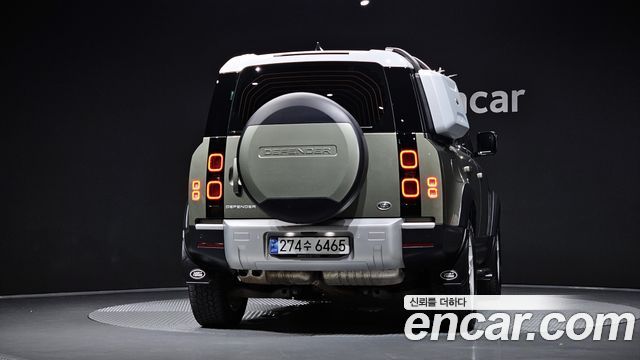 Land Rover Defender (L663) 110 D250 SE 2022 — фото 4
