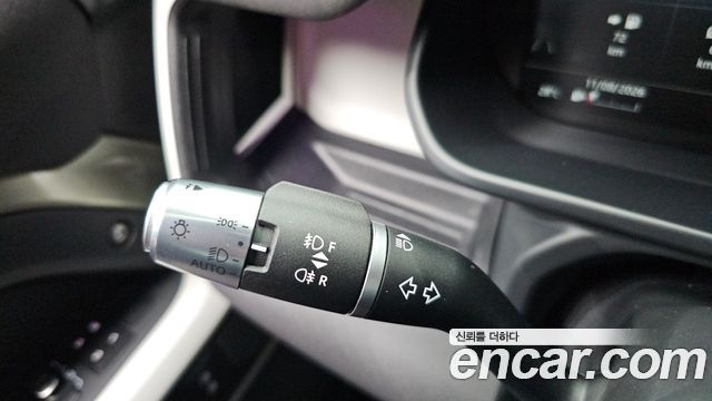 Land Rover Defender (L663) 110 D250 SE 2022 — фото 29