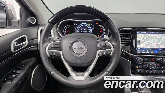 Jeep Grand Cherokee 3.6 Summit WK2 2019 — фото 13