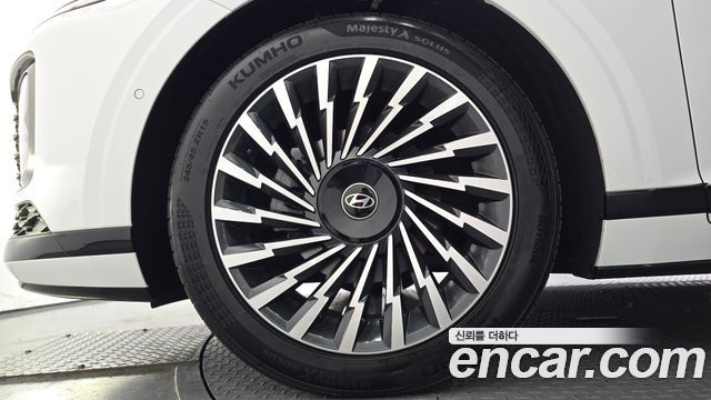 Hyundai Grandeur Hybrid (GN7) Calligraphy 2023 — фото 5