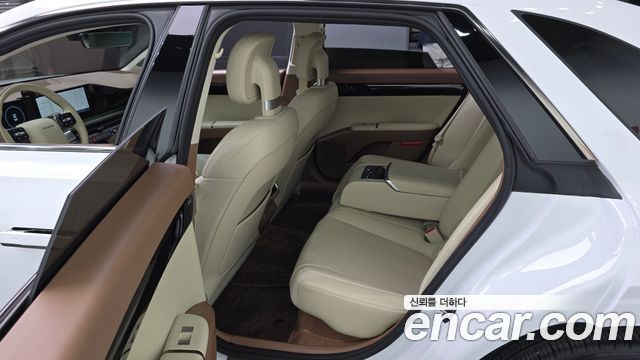 Hyundai Grandeur Hybrid (GN7) Calligraphy 2023 — фото 11