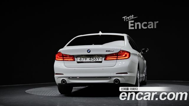 BMW 5 Series (G30) 520d Luxury Plus 2018 — фото 4