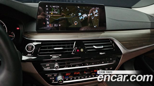 BMW 5 Series (G30) 520d Luxury Plus 2018 — фото 16