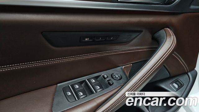 BMW 5 Series (G30) 520d Luxury Plus 2018 — фото 30