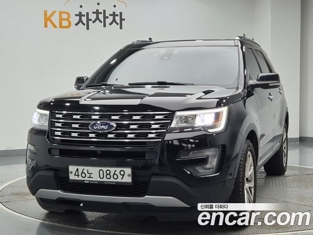 Ford Explorer 2.3 Limited 4WD 5th