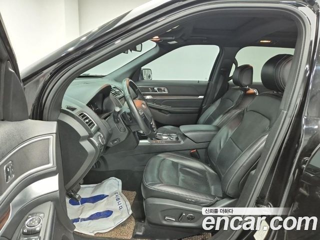 Ford Explorer 2.3 Limited 4WD 5th 2016 — фото 10