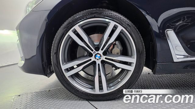 BMW 7 Series (G11) 730Ld xDrive M Sport 2019 — фото 5