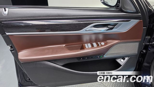 BMW 7 Series (G11) 730Ld xDrive M Sport 2019 — фото 24