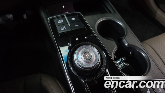 Kia K8 Hybrid Noblesse 2022 — фото 9