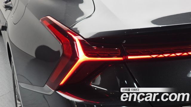 Kia K8 Hybrid Noblesse 2022 — фото 23