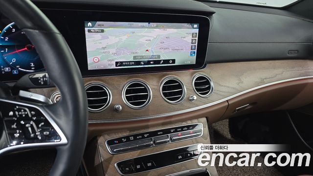 Mercedes-Benz E-Class (W213) E250 Exclusive 2022 — фото 12