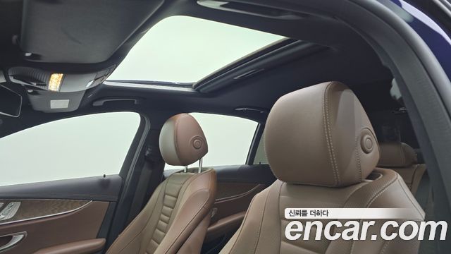 Mercedes-Benz E-Class (W213) E250 Exclusive 2022 — фото 16