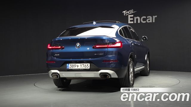 BMW X4 (G02) xDrive20i xLine 2023 — фото 4