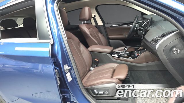 BMW X4 (G02) xDrive20i xLine 2023 — фото 11