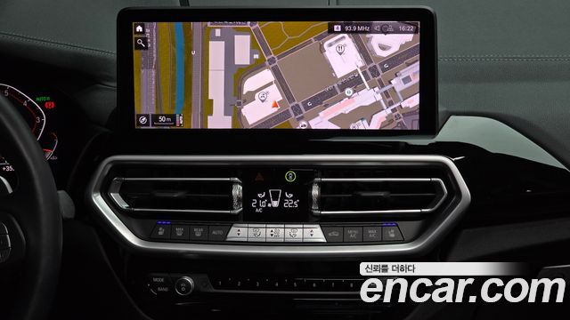BMW X4 (G02) xDrive20i xLine 2023 — фото 14