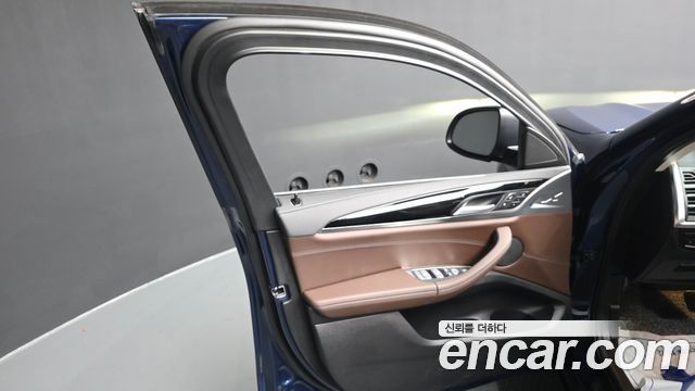 BMW X4 (G02) xDrive20i xLine 2023 — фото 24